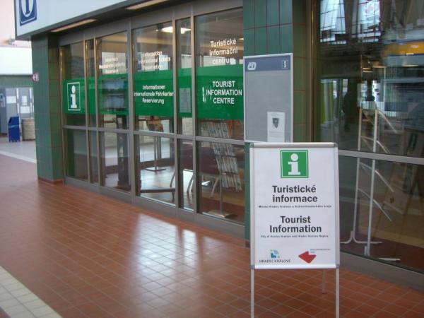 Turistické informační centrum Hradec Králové, hala hlavního nádraží ČD