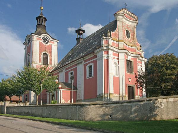 Kostel Nanebevzetí Panny Marie Petrovice 